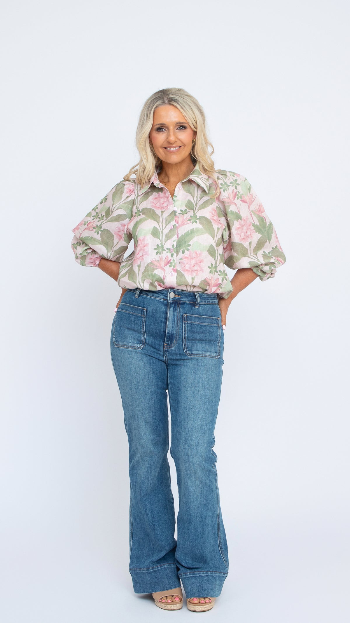 Toni linen blouse Tropical Botanica front view